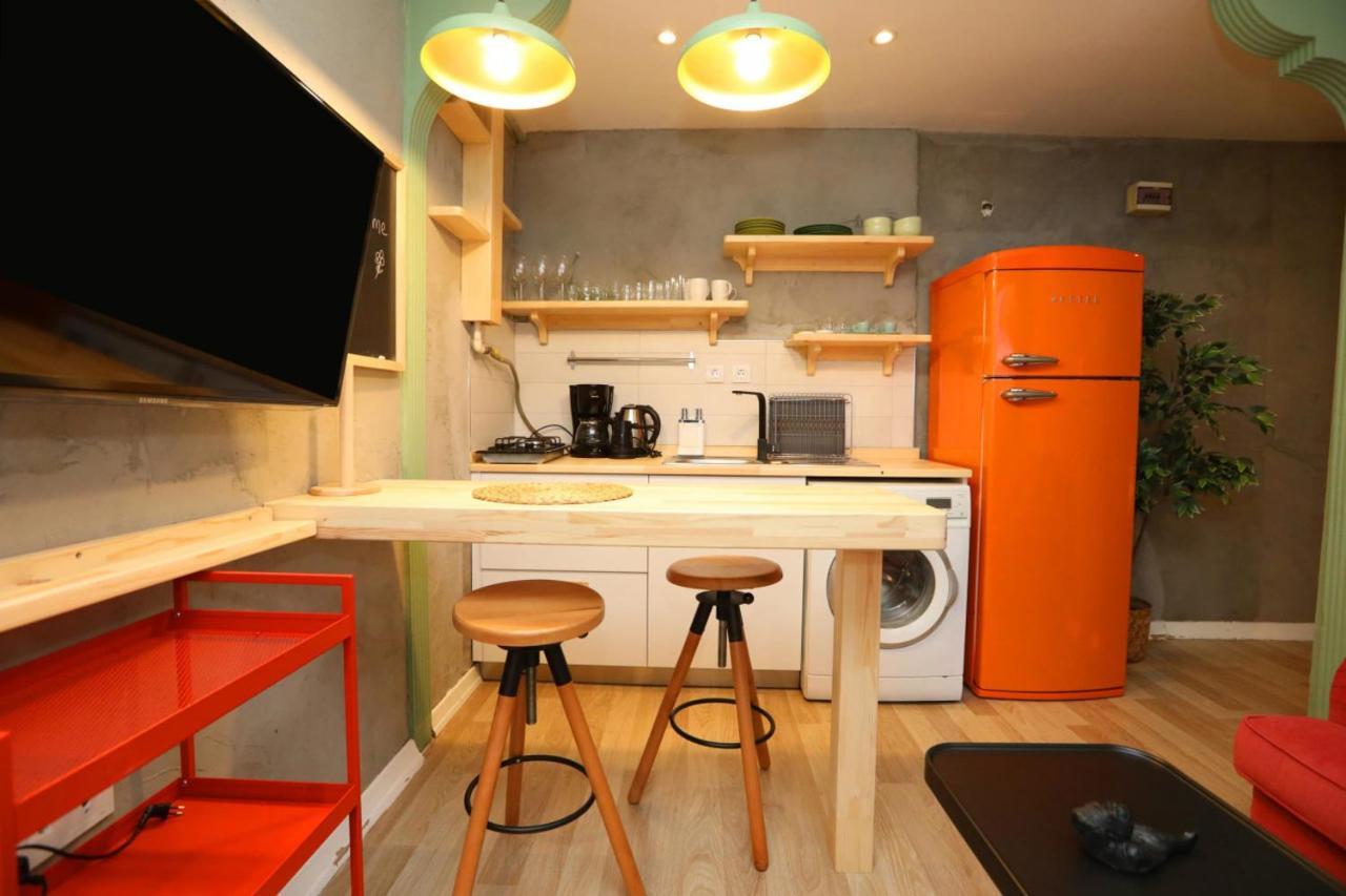 Апартаменты Pleasant Flat Near Taksim Square In Beyoglu Стамбул Экстерьер фото